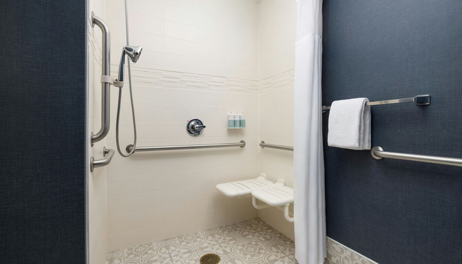 Zimmer - Residence Inn by Marriott Des Moines West at Jordan Creek Town Center