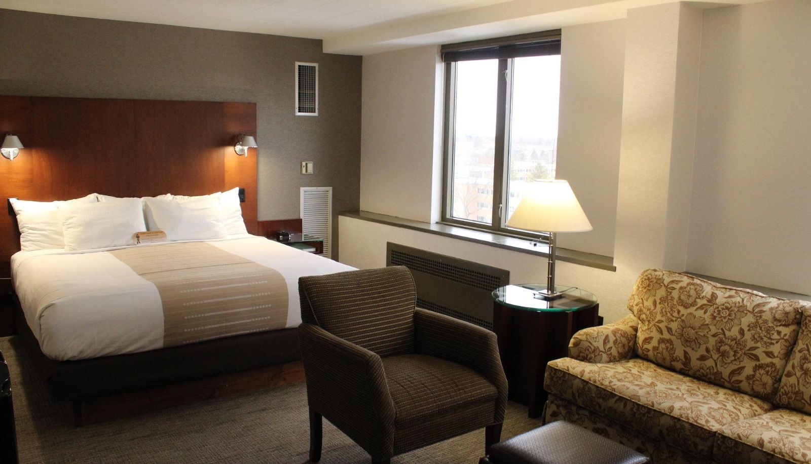 Camera - KELLOGG HOTEL AND CONFERENCE CENTER