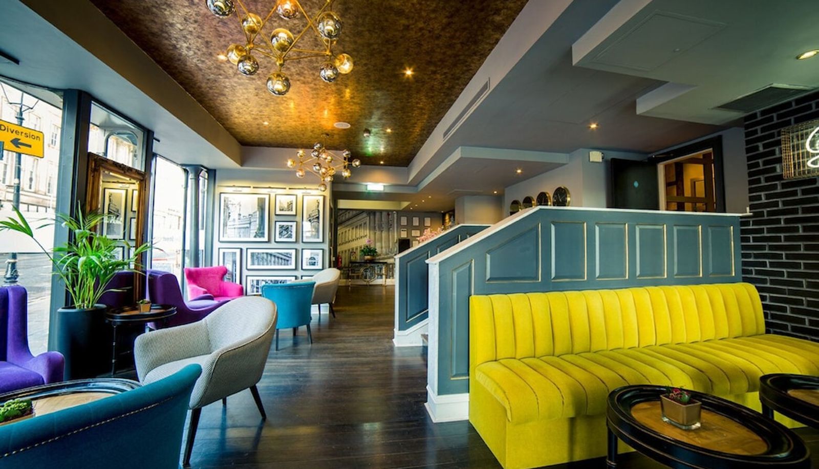 Hal - Grey Street Hotel