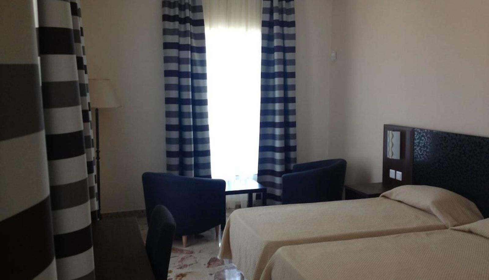 Apartment - Grand Harbour Hotel