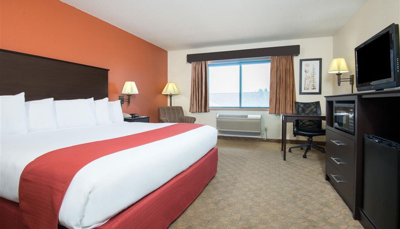 Zimmer - AmericInn by Wyndham Ames
