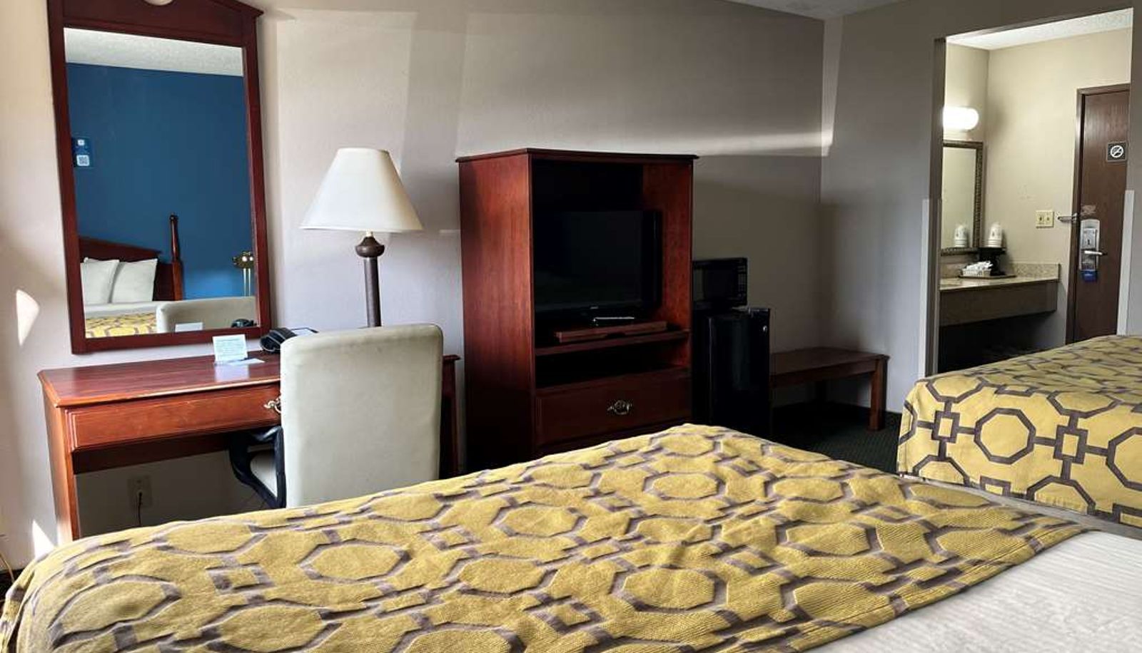 Room - Baymont by Wyndham Corydon