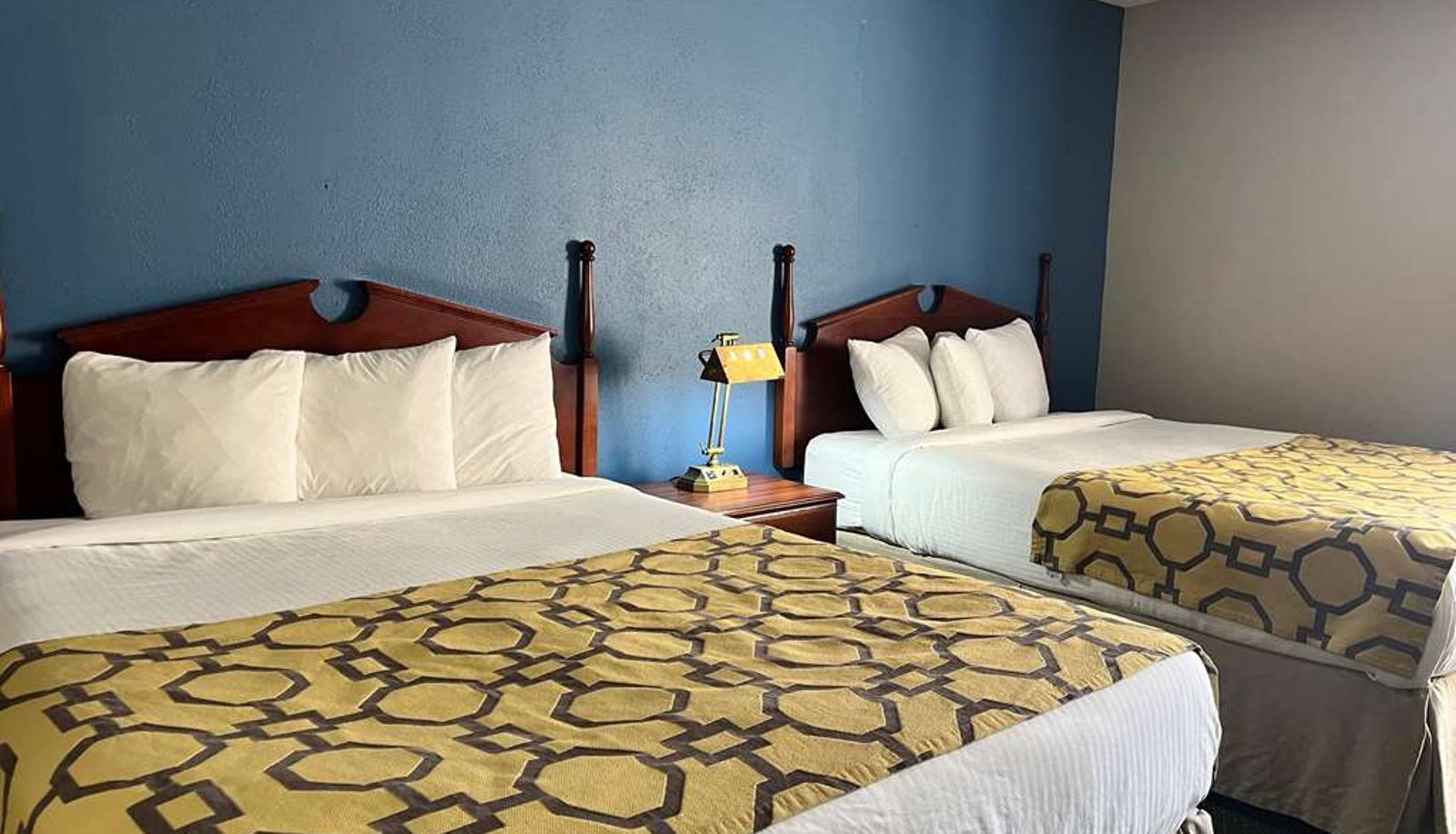 Room - Baymont by Wyndham Corydon