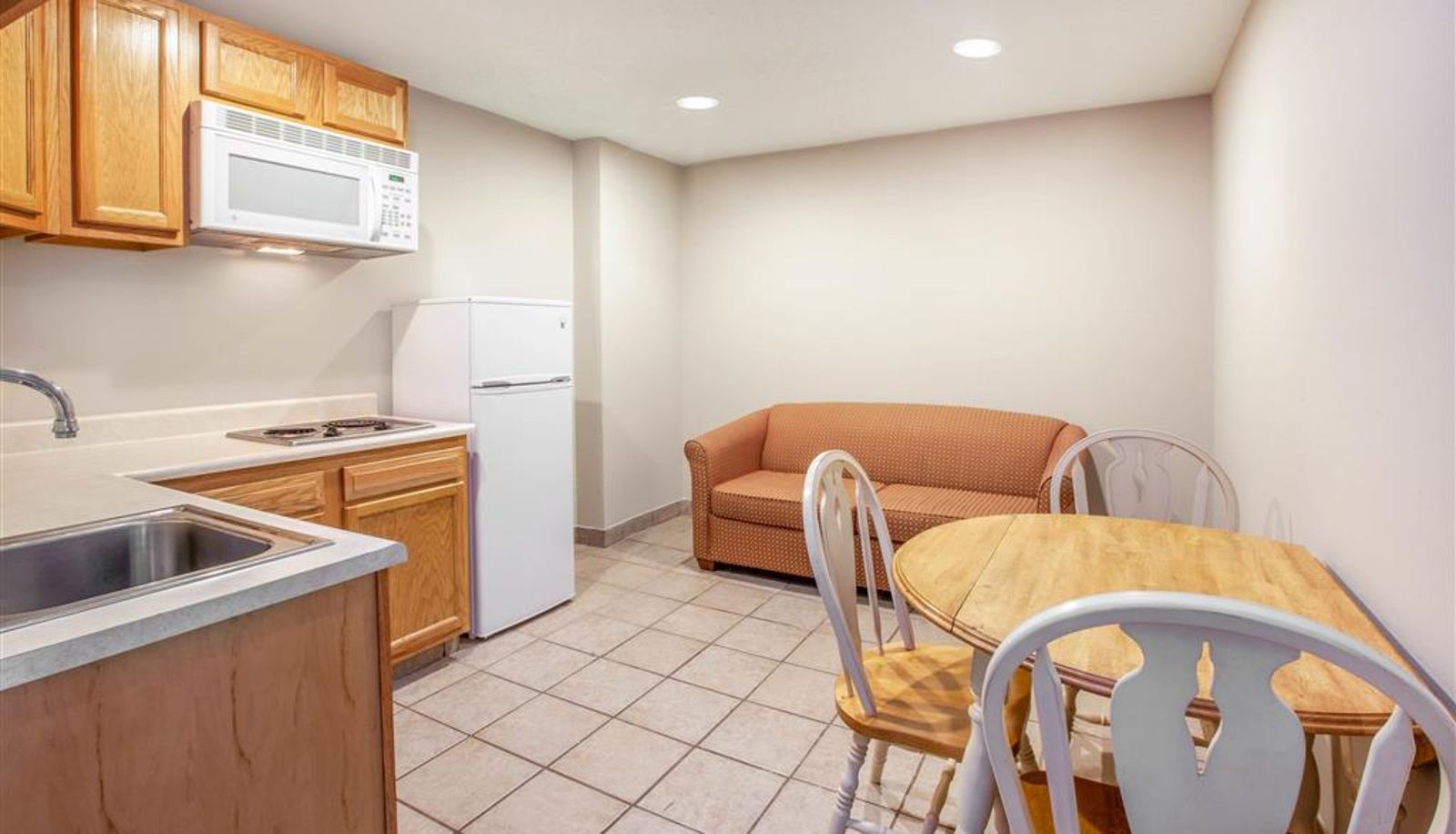 Chambre - Baymont by Wyndham Grand Rapids Airport