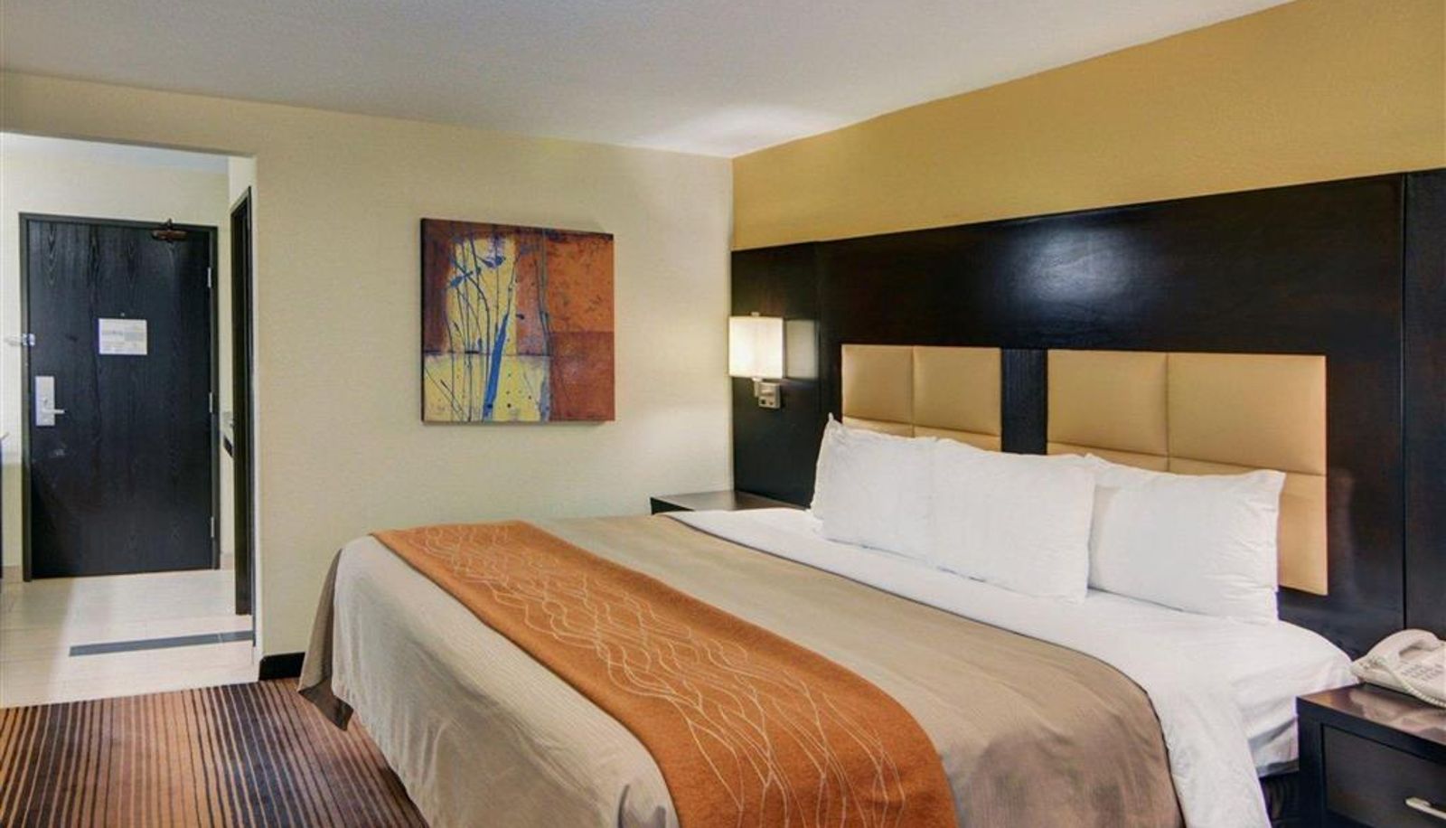 Room - Spark by Hilton Grapevine DFW North
