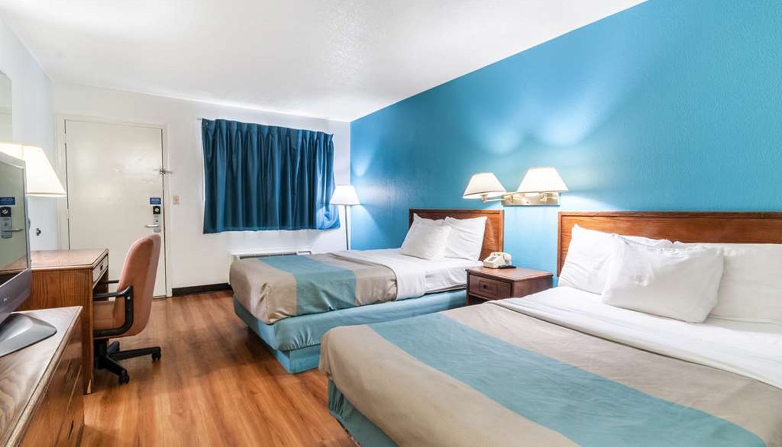 Room - MOTEL 6 DETROIT - SOUTHGATE