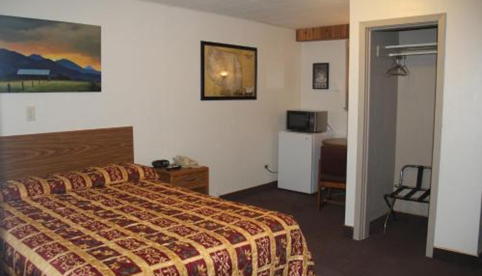 Info - The King's Inn