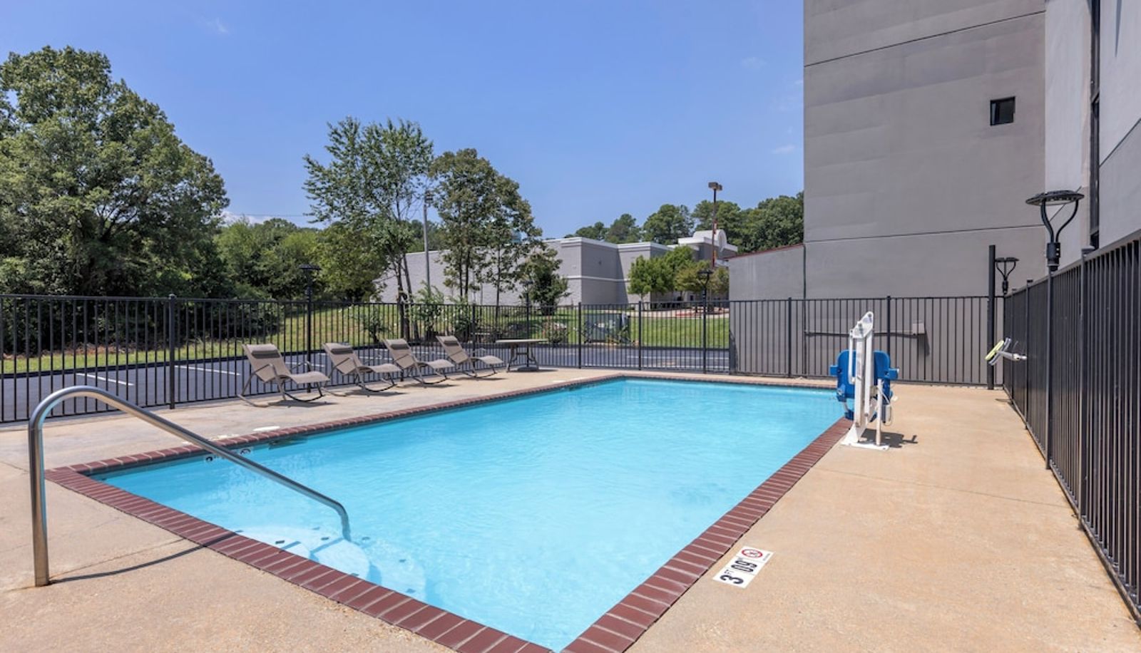 Piscine - MS Red Roof Inn & Suites Clinton