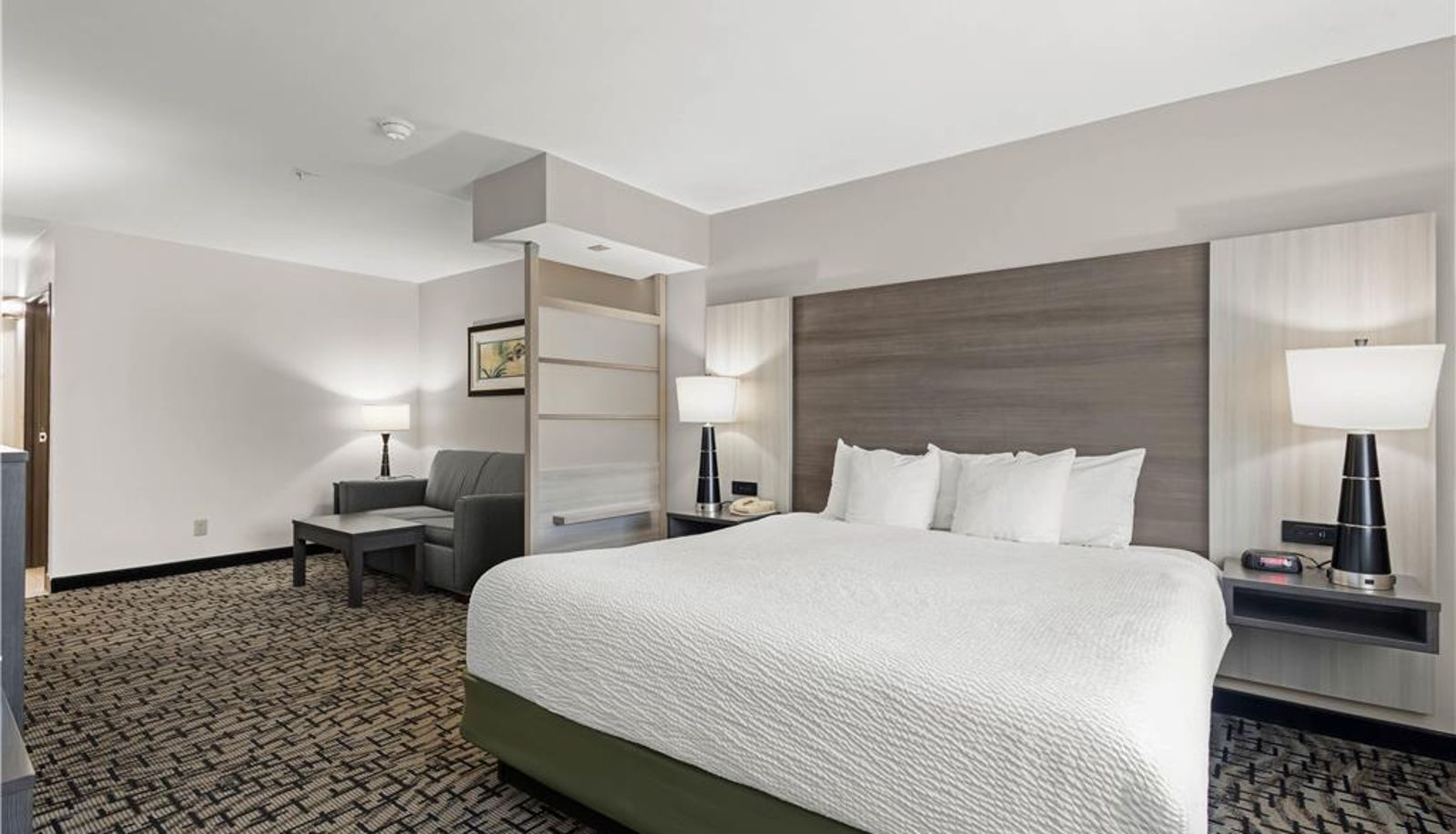 Camera - Best Western Crown Inn & Suites