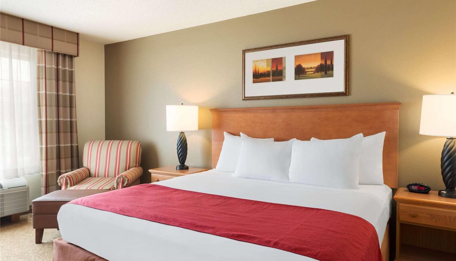 Room - Country Inn & Suites by Radisson Davenport - Quad Cities