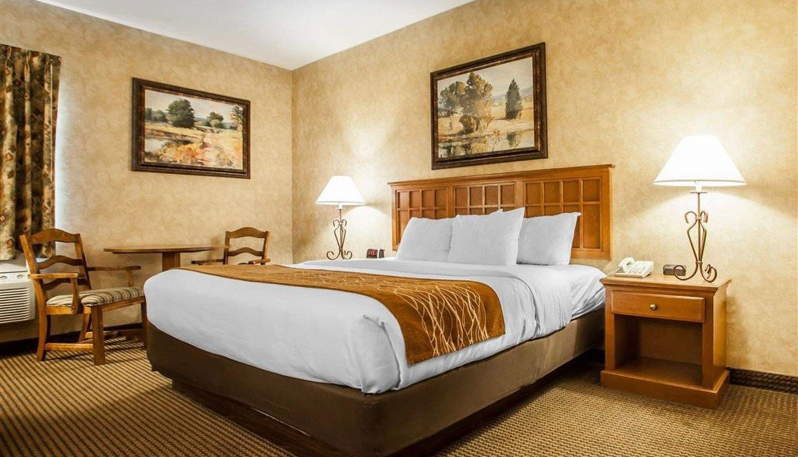 Room - Comfort Inn & Suites Macon