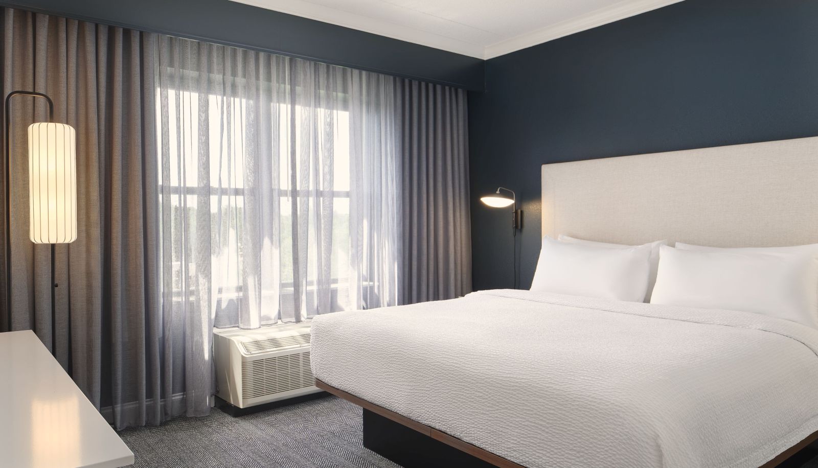 Zimmer - Courtyard by Marriott Saratoga Springs