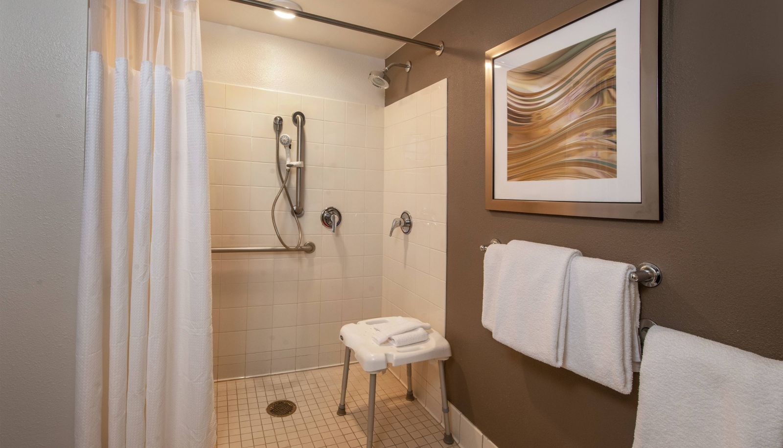 Zimmer - Courtyard by Marriott Dunn Loring Fairfax