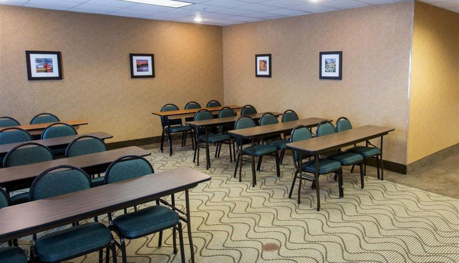 Conference room - Comfort Suites Grand Rapids South