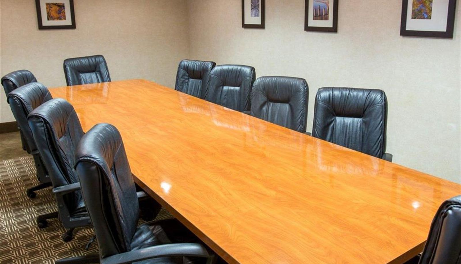 Conference room - Comfort Suites Grand Rapids South