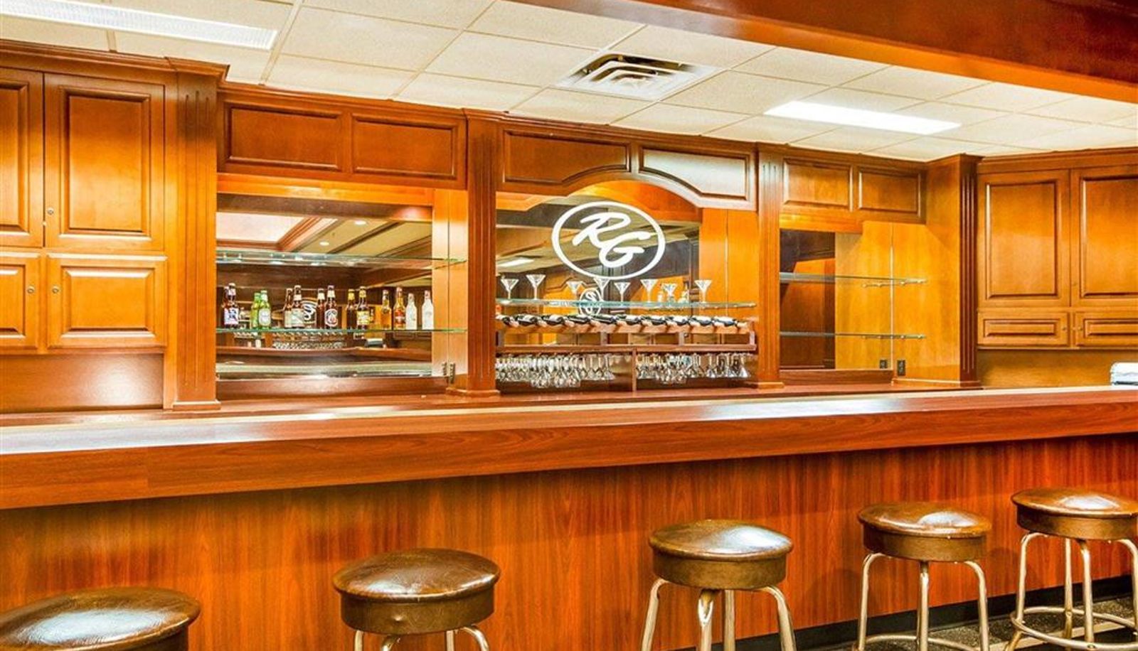 Bar - Comfort Suites Green Bay West