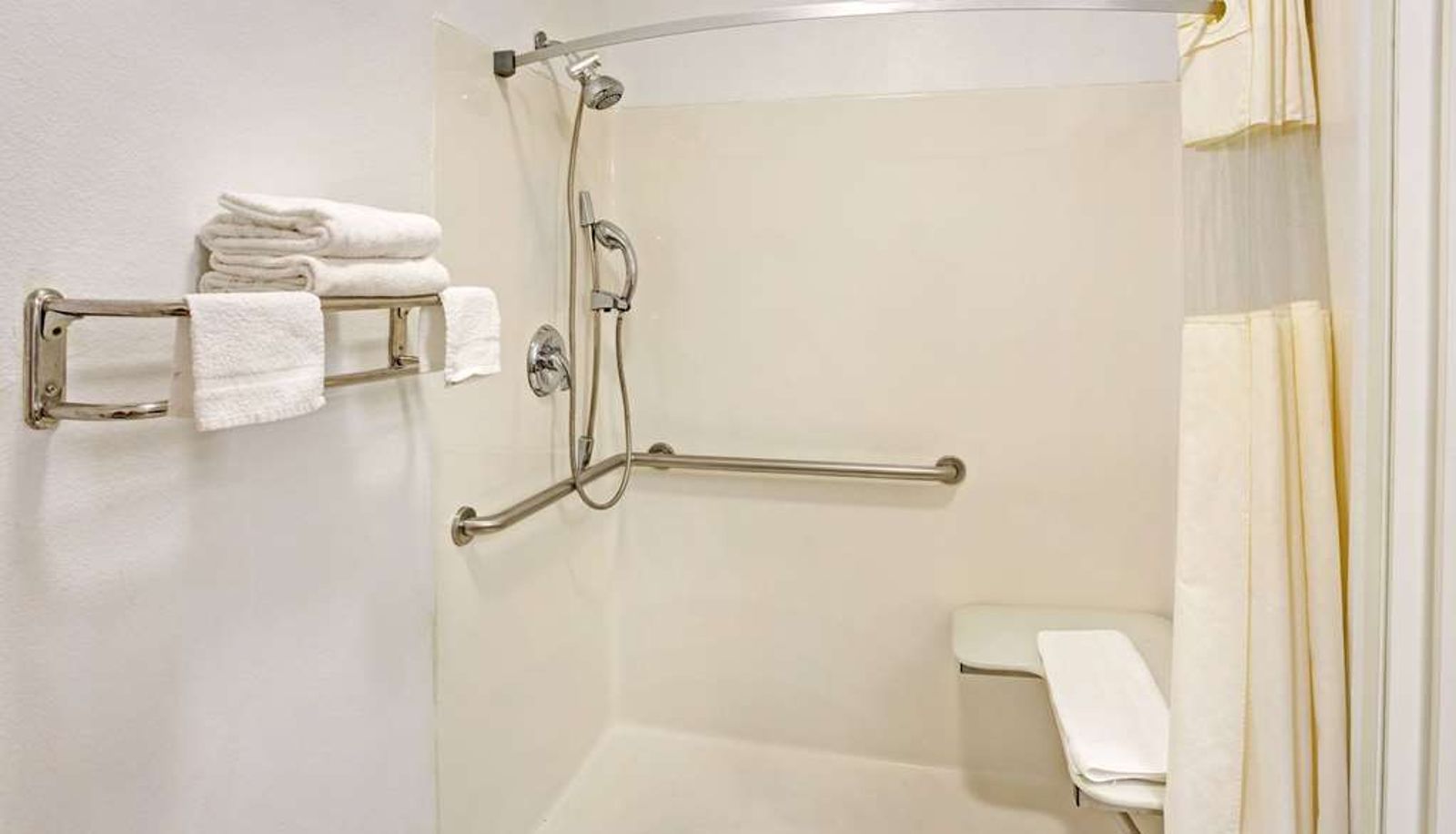 Pokój - Days Inn & Suites by Wyndham Gresham