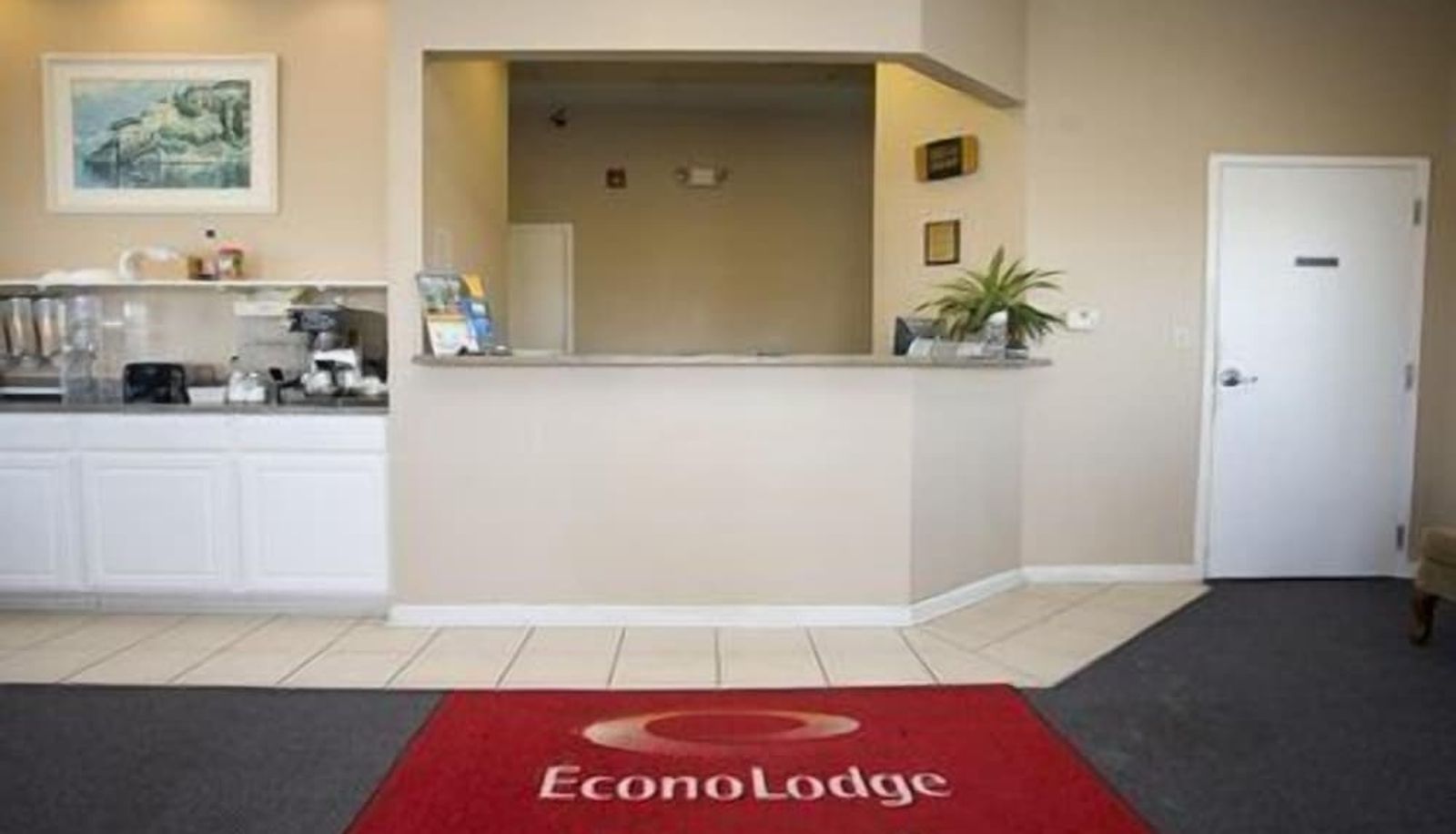 Rezeption - Econo Lodge Vincennes