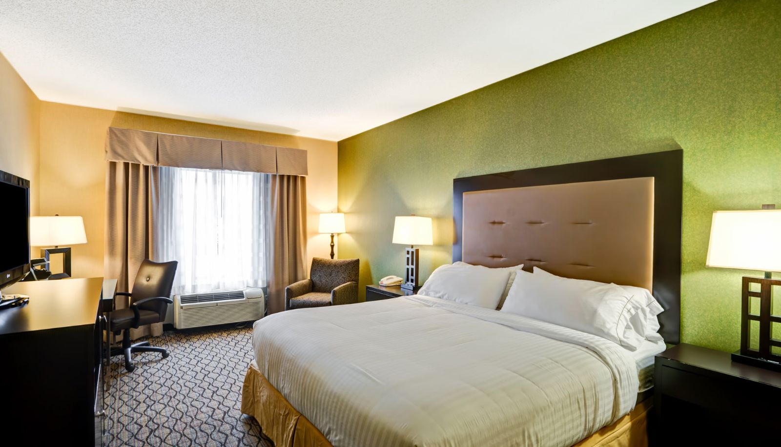 Zimmer - Holiday Inn Express & Suites CHRISTIANSBURG by IHG