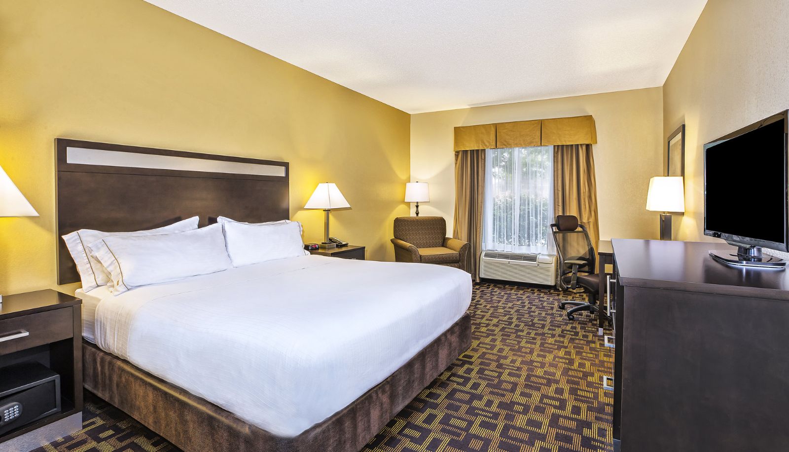 Room - Holiday Inn Express & Suites MARYSVILLE by IHG