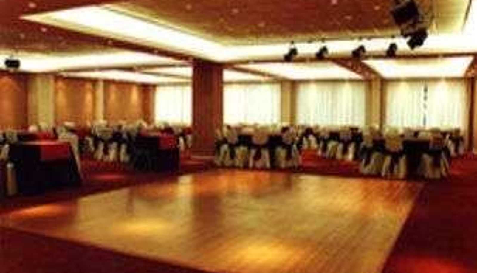 Conference room - Howard Johnson by Wyndham San Pedro