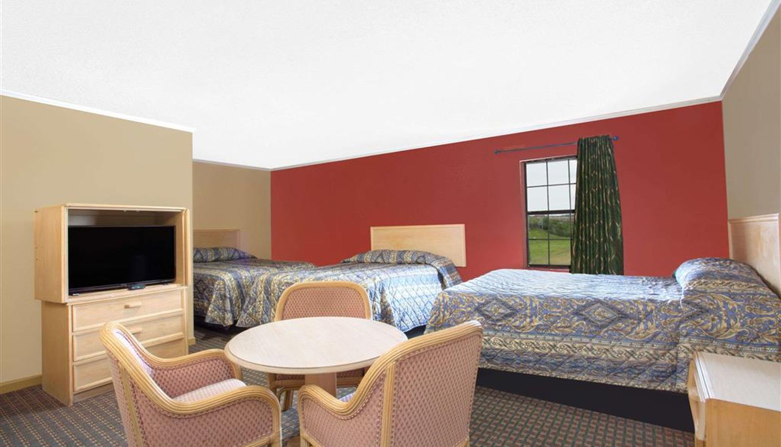 Room - Knights Inn Wildersville