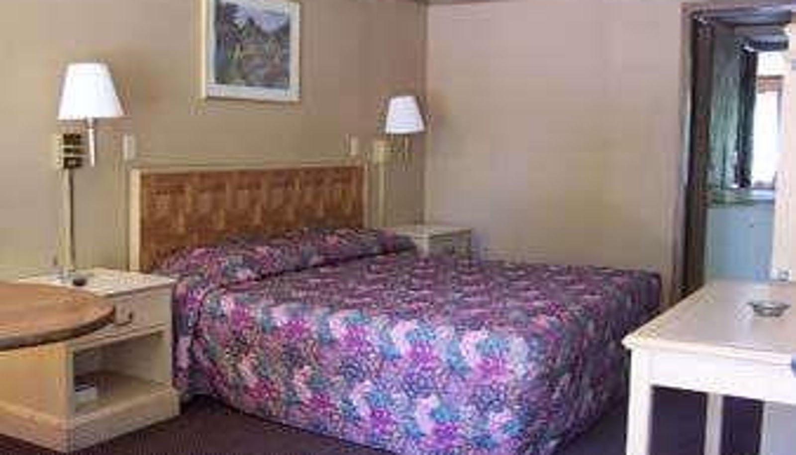 Zimmer - Knights Inn Rossford