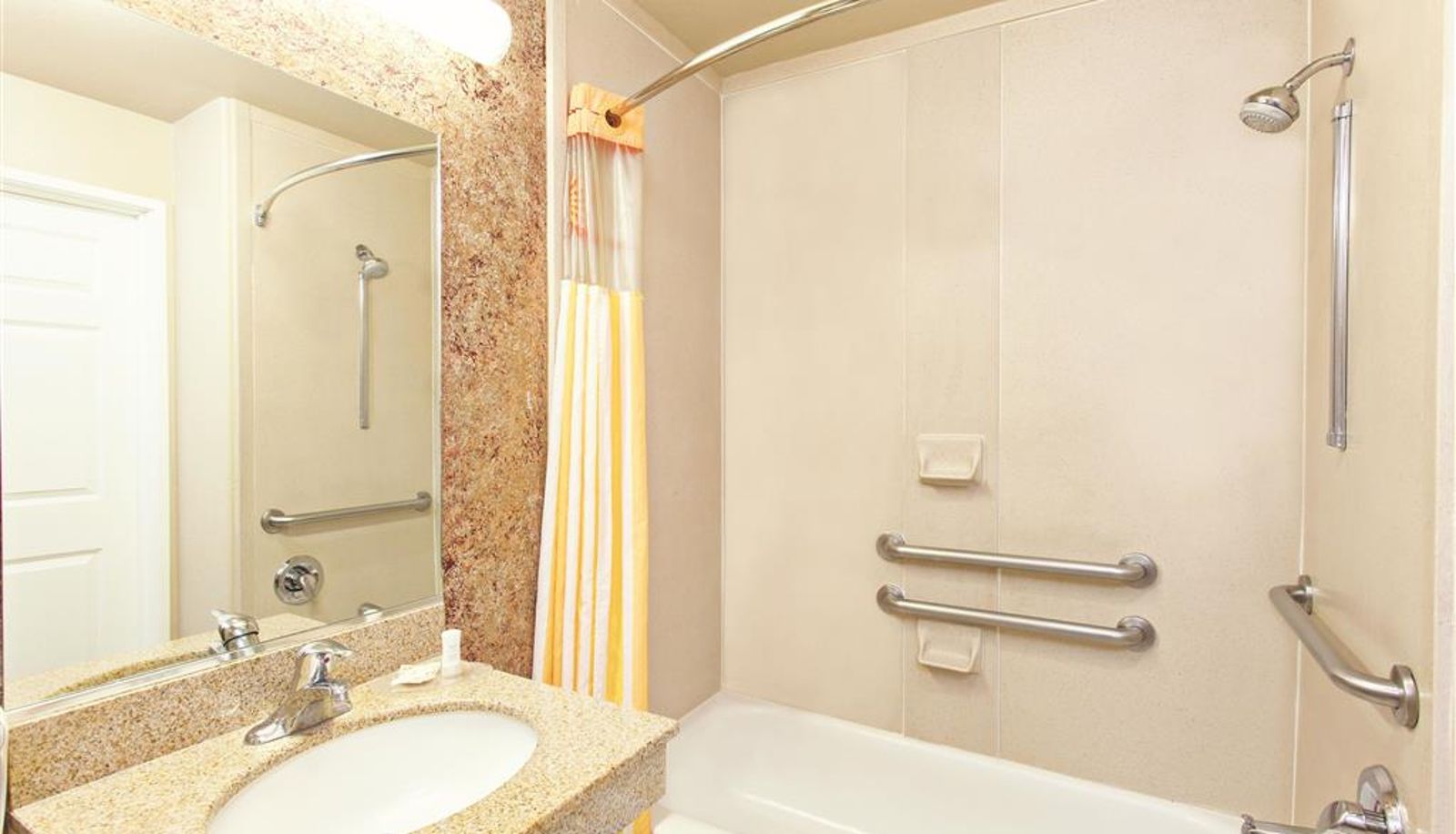 Zimmer - La Quinta Inn & Suites by Wyndham Hesperia Victorville