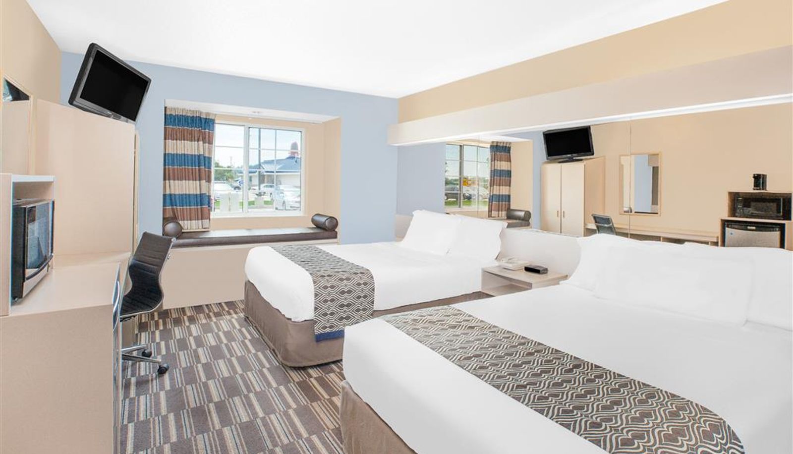 Room - Microtel Inn & Suites by Wyndham Clear Lake