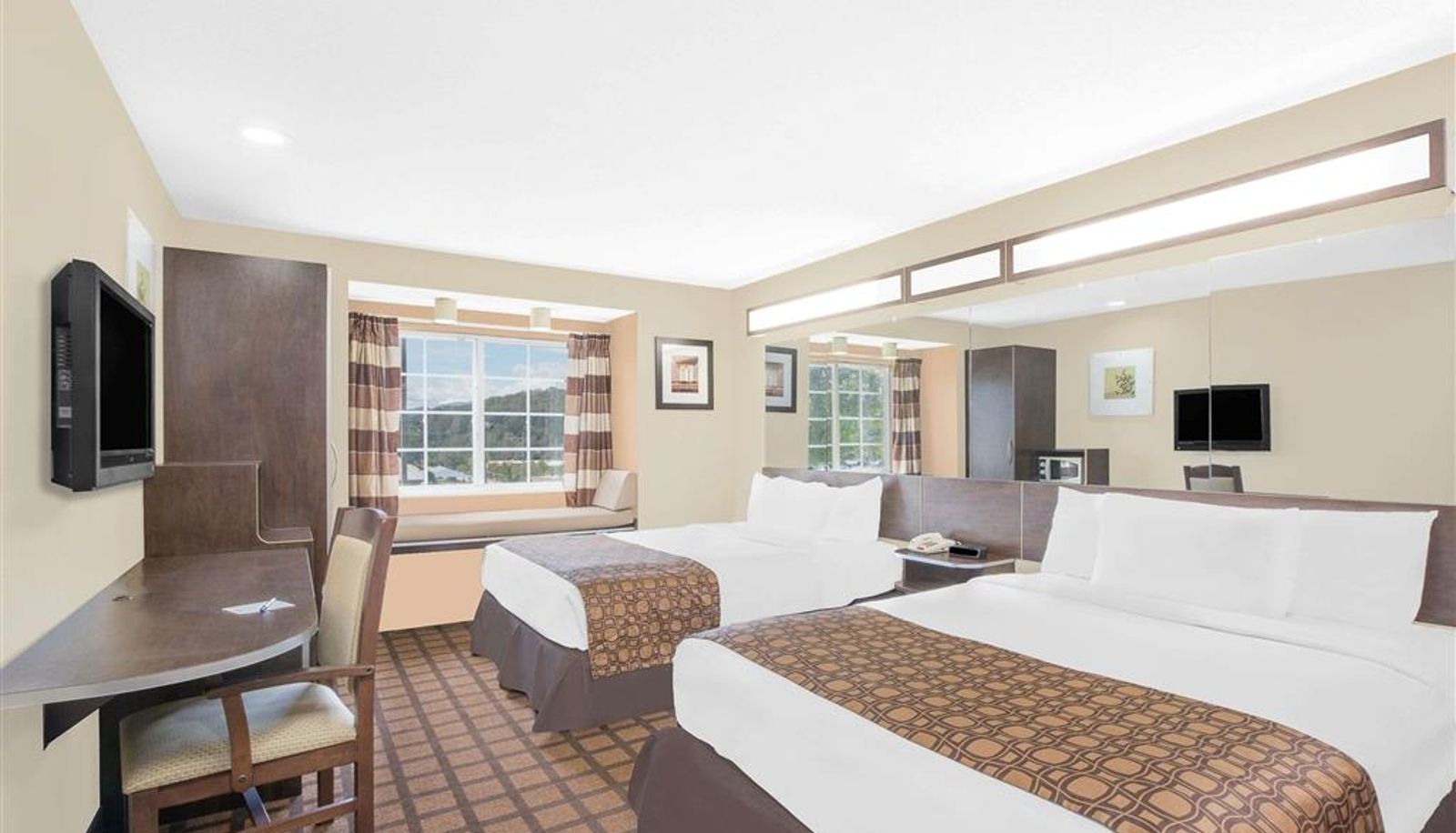 Room - Microtel Inn & Suites by Wyndham Franklin