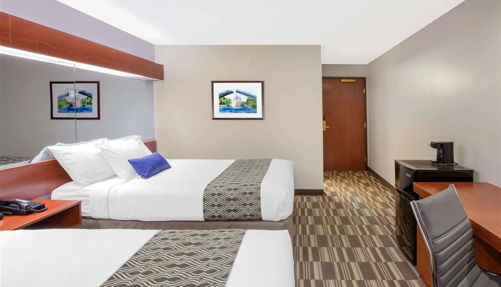 Zimmer - Microtel Inn & Suites by Wyndham Manistee