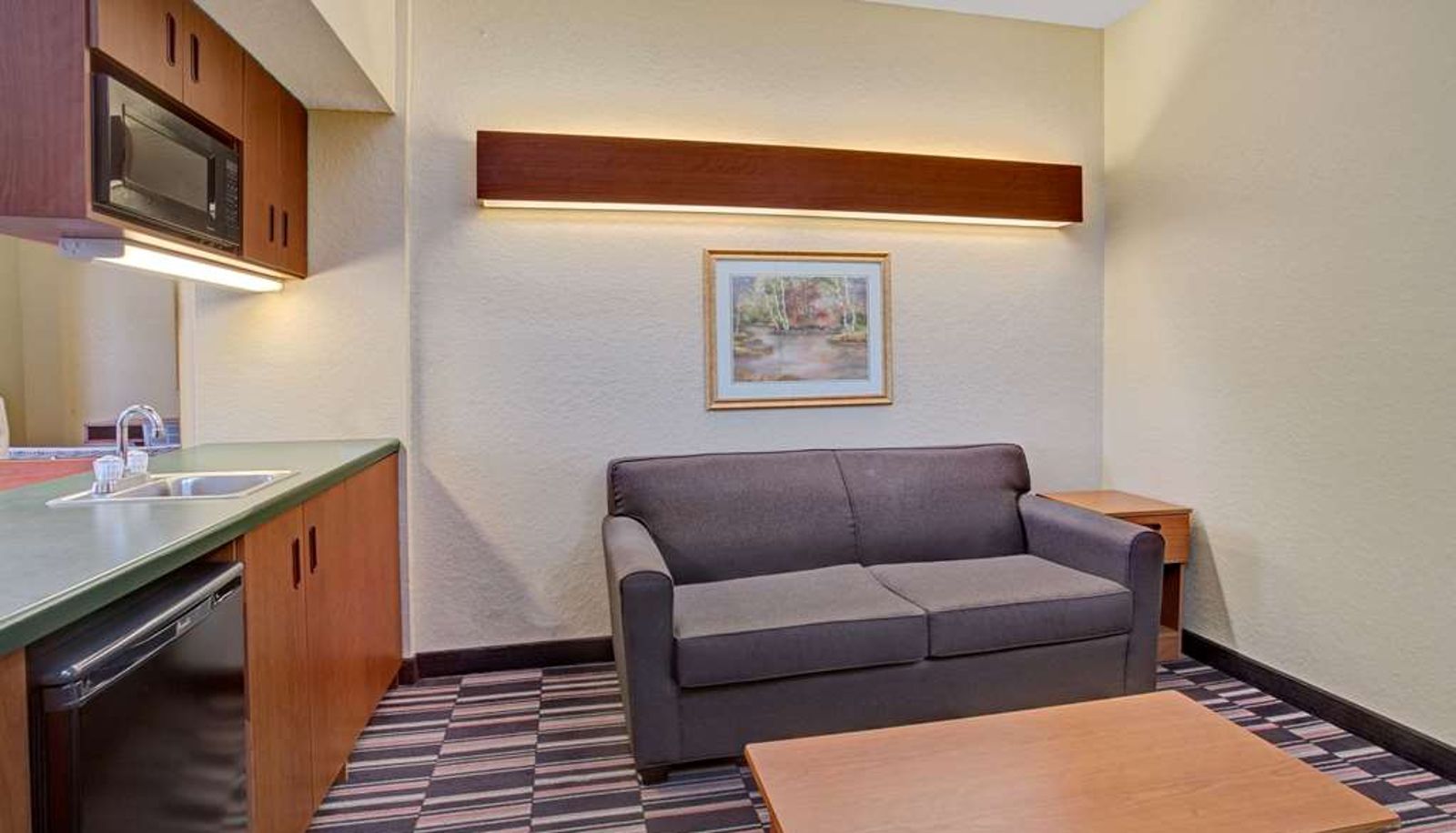 Suite - Microtel Inn & Suites by Wyndham Bushnell