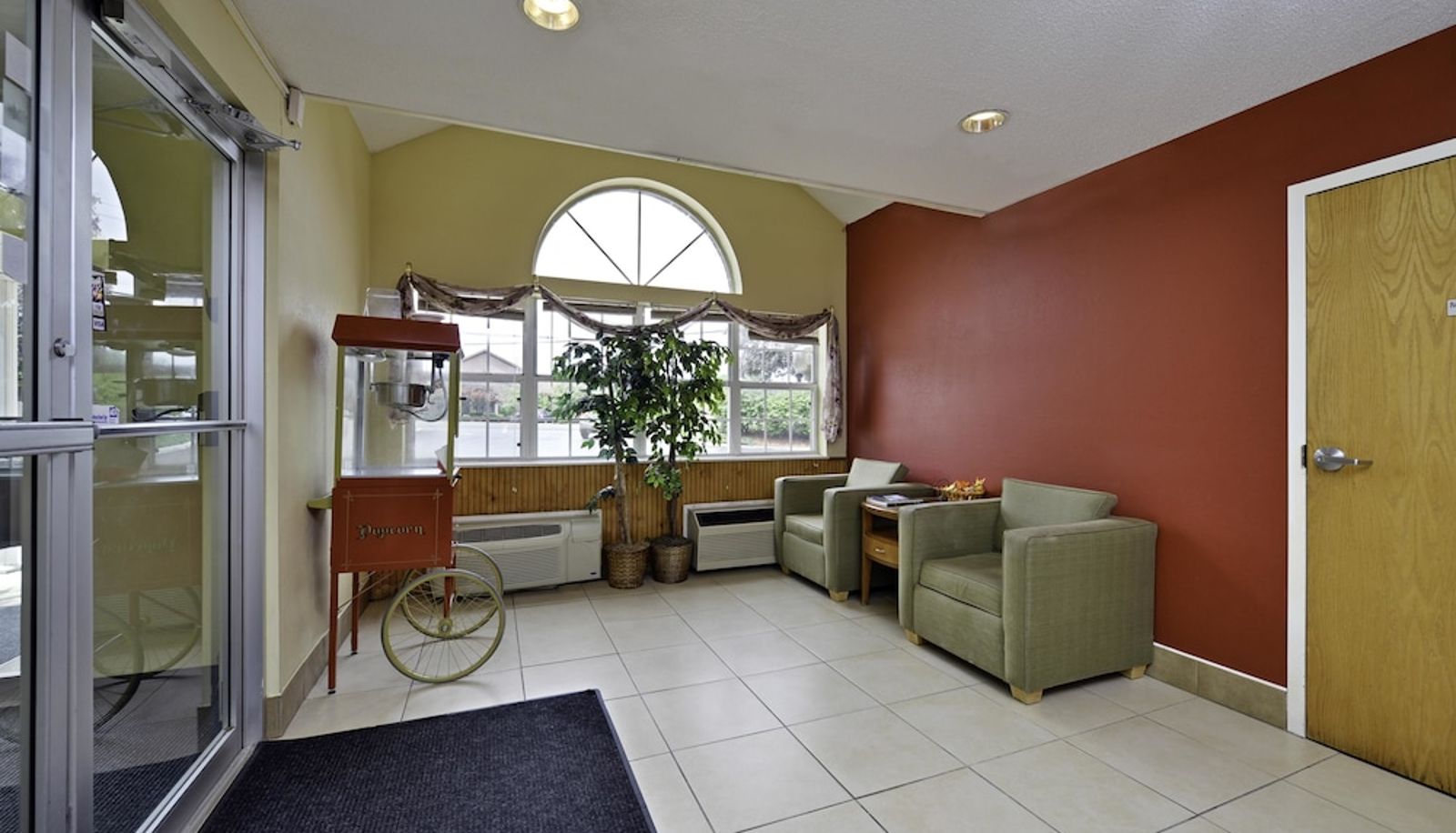 Hall - Americas Best Value Inn East Syracuse