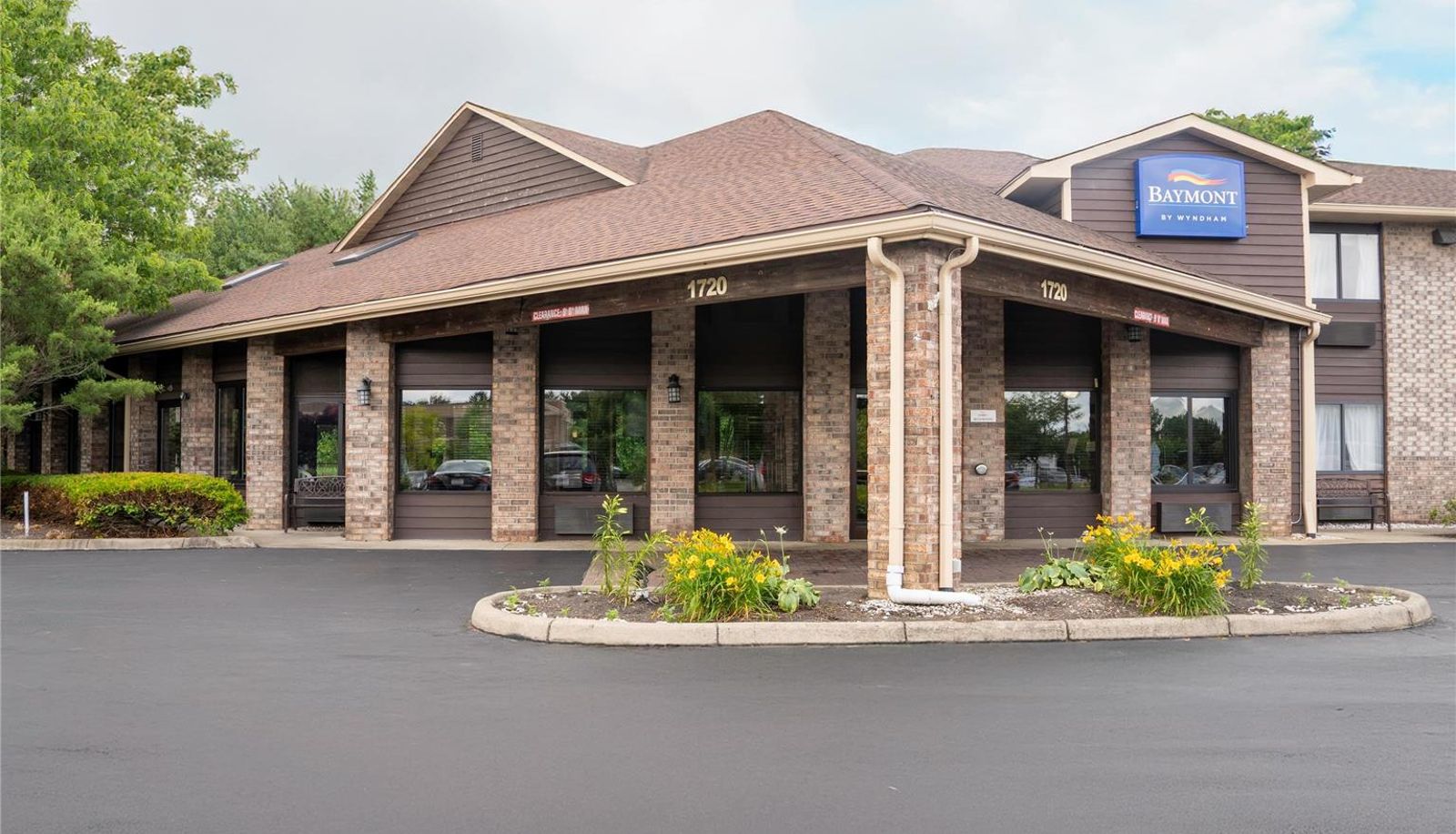 Room - Baymont by Wyndham Delaware