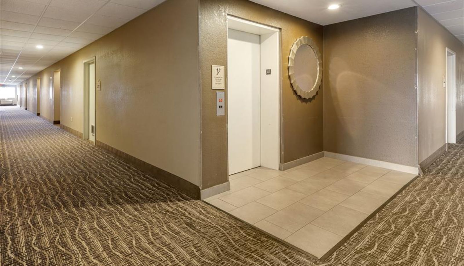 Hal - MainStay Suites Dubuque at Hwy 20
