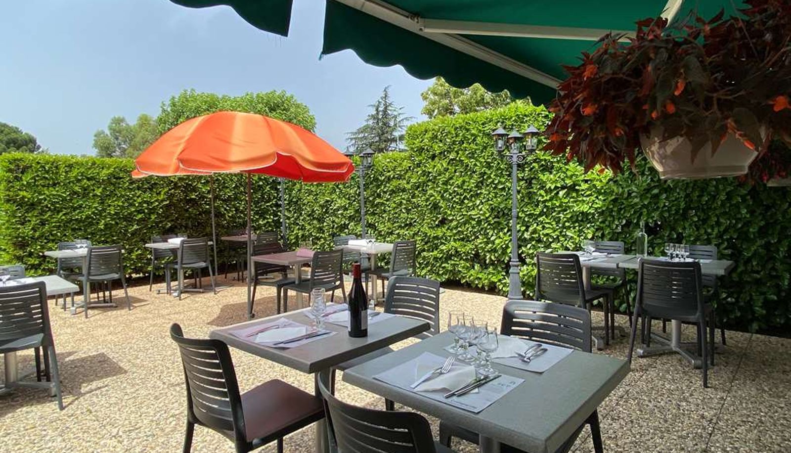 Restaurant - CAMPANILE VALENCE SUD