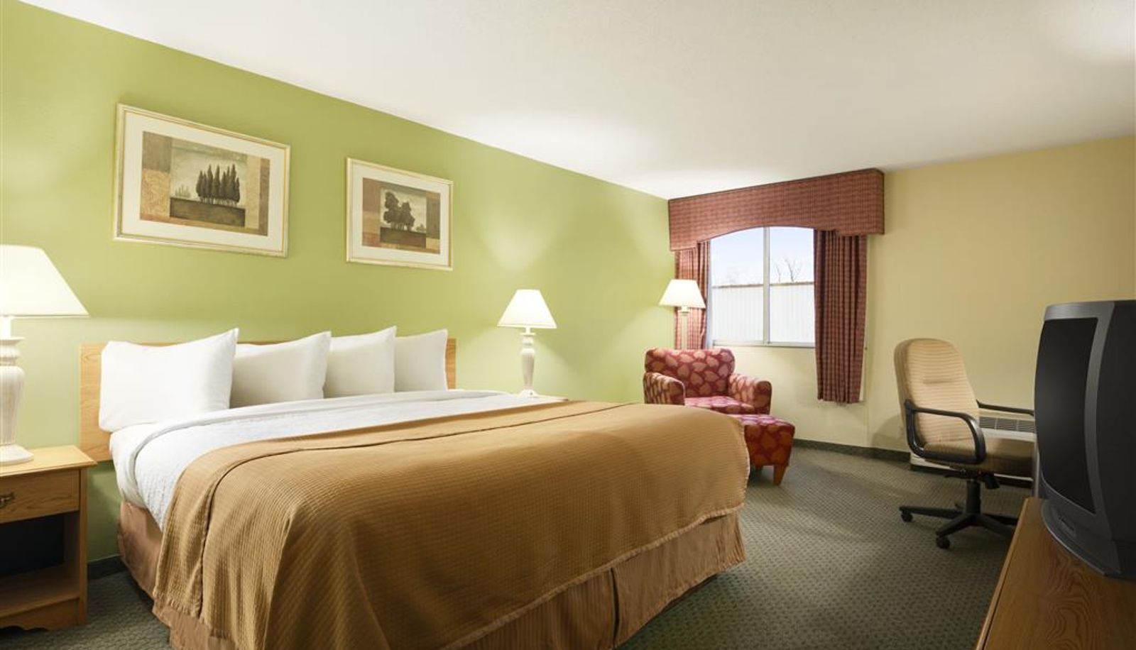 Camera - Travelodge by Wyndham Sturgis