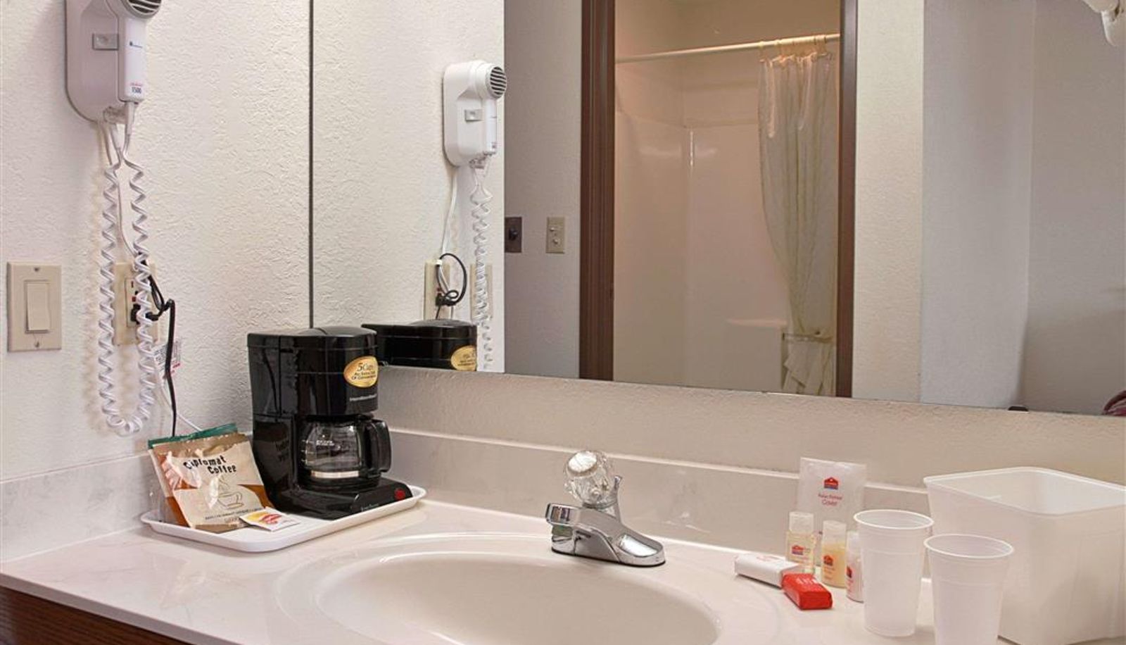 Zimmer - Super 8 by Wyndham Crawfordsville