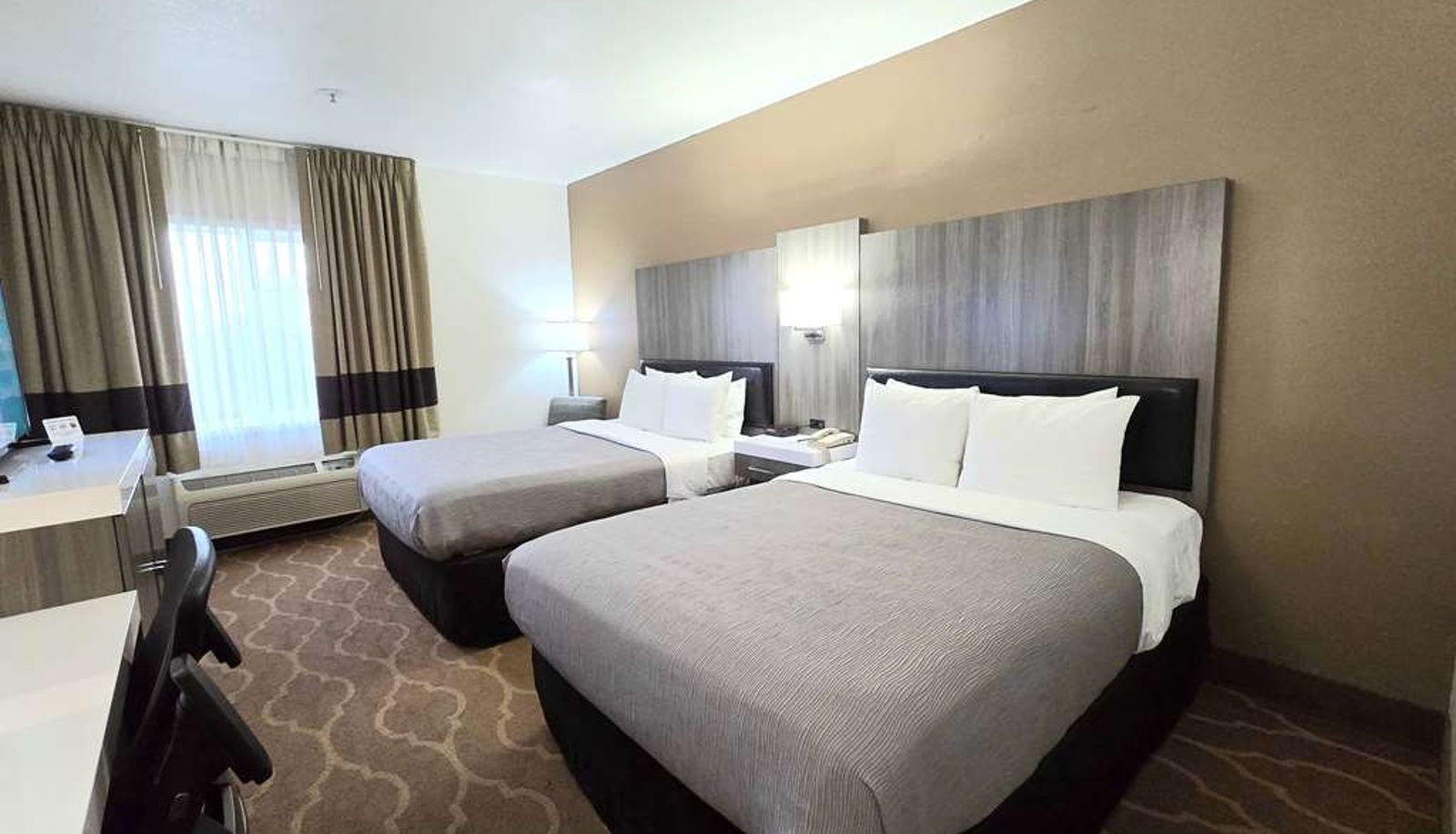 Room - Quality Inn & Suites Longview Kelso