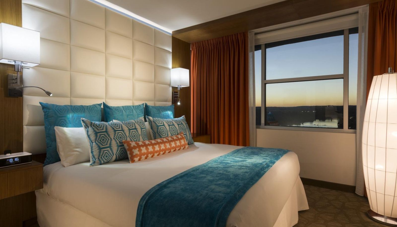 Zimmer - The LINE Hotel Austin
