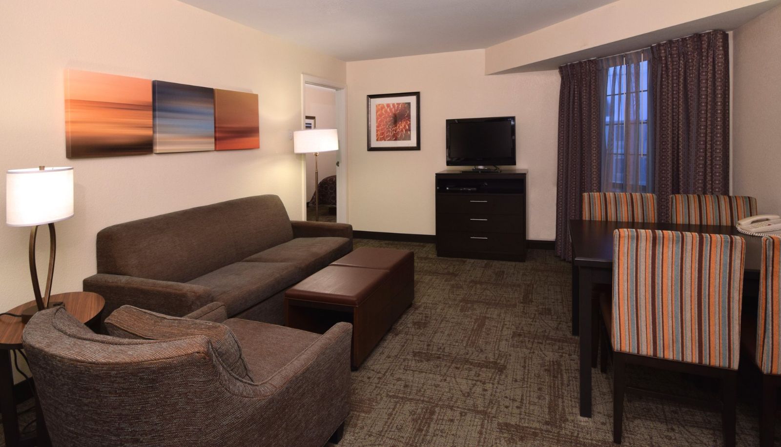 Zimmer - Staybridge Suites CINCINNATI NORTH by IHG