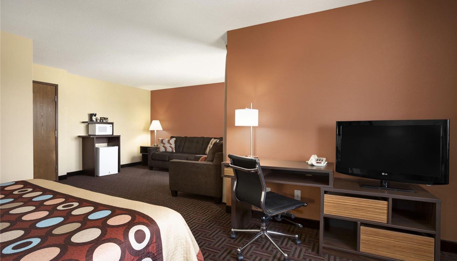 Suite - Super 8 by Wyndham Carbondale