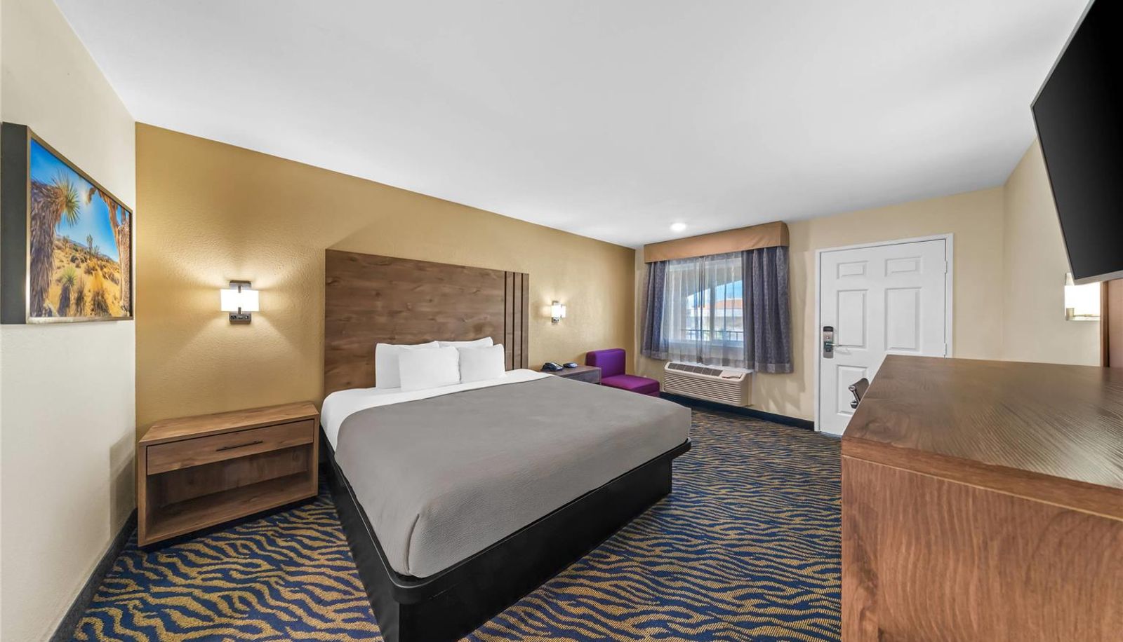 Camera - Quality Inn & Suites Victorville - Hesperia