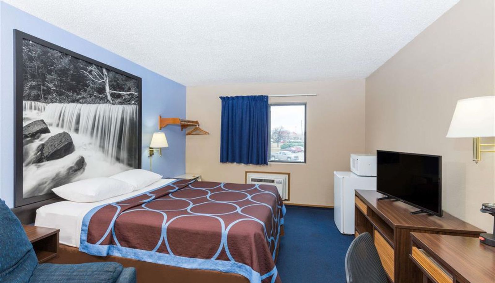 Kamer - Super 8 by Wyndham Manhattan KS