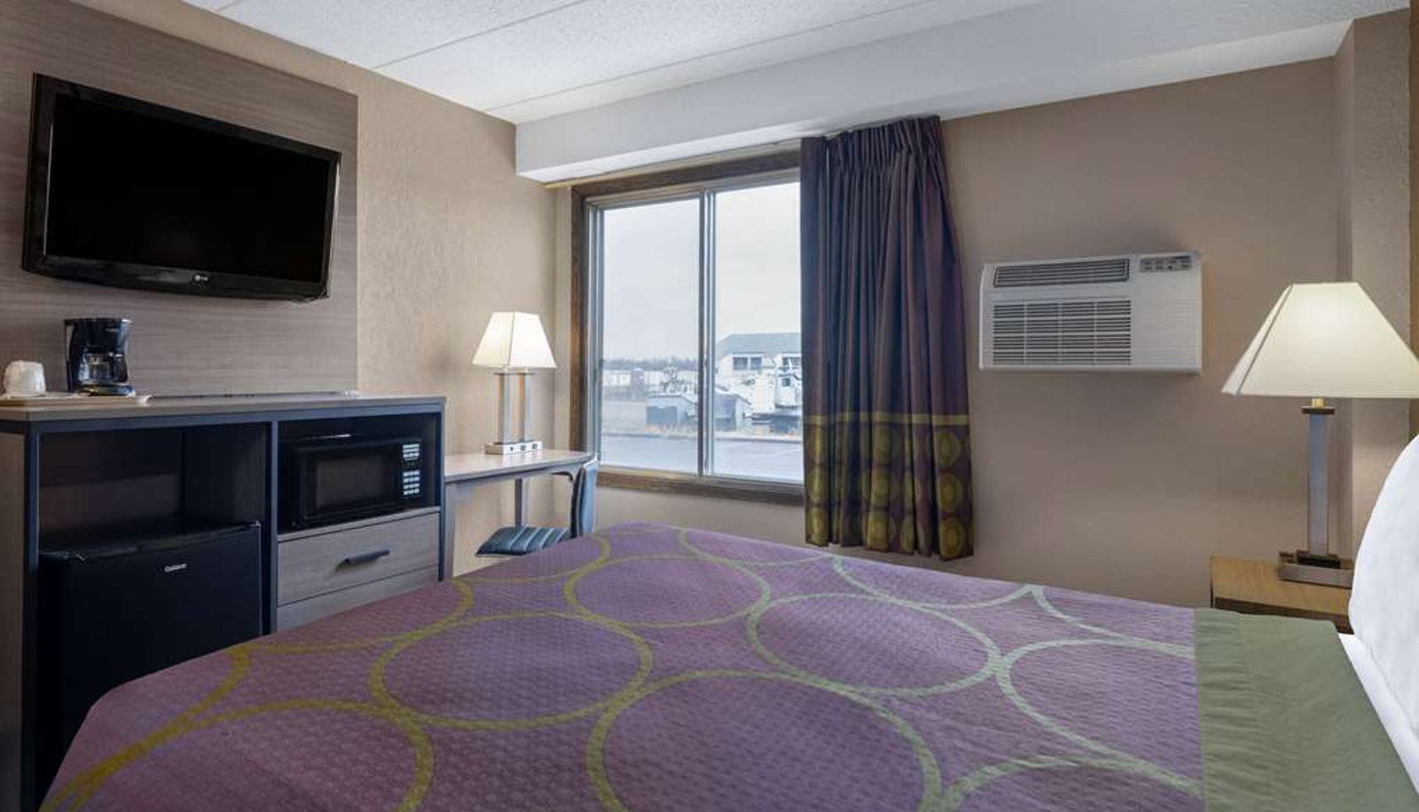 Zimmer - Super 8 by Wyndham Owatonna