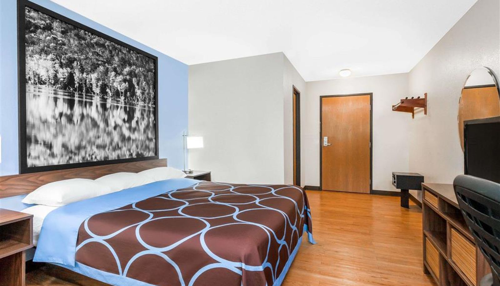 Room - Super 8 by Wyndham Oneonta/Cooperstown