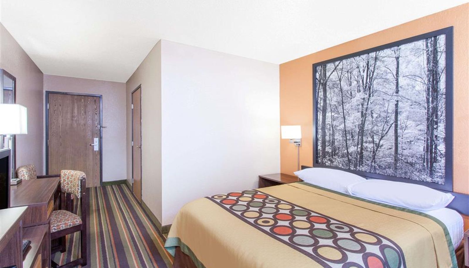 Room - Super 8 by Wyndham Norton VA