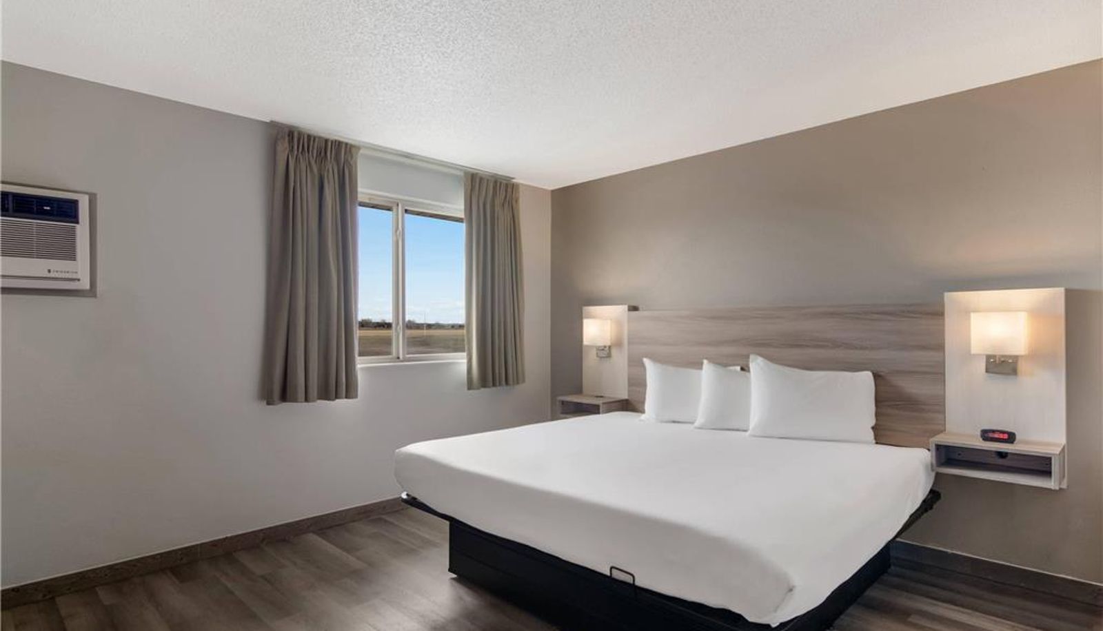 Zimmer - Econo Lodge Scottsbluff