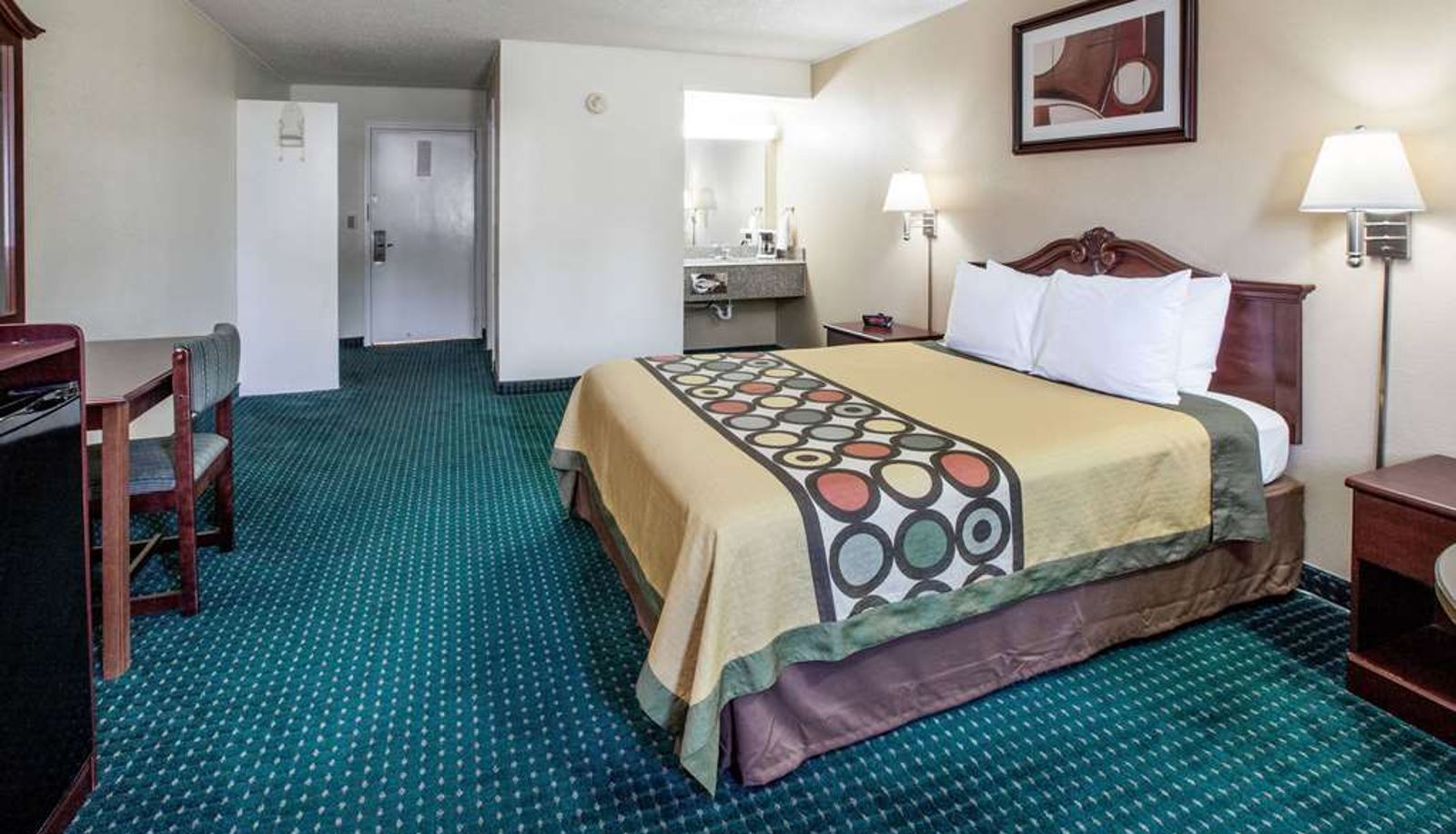 Room - Super 8 by Wyndham Clinton