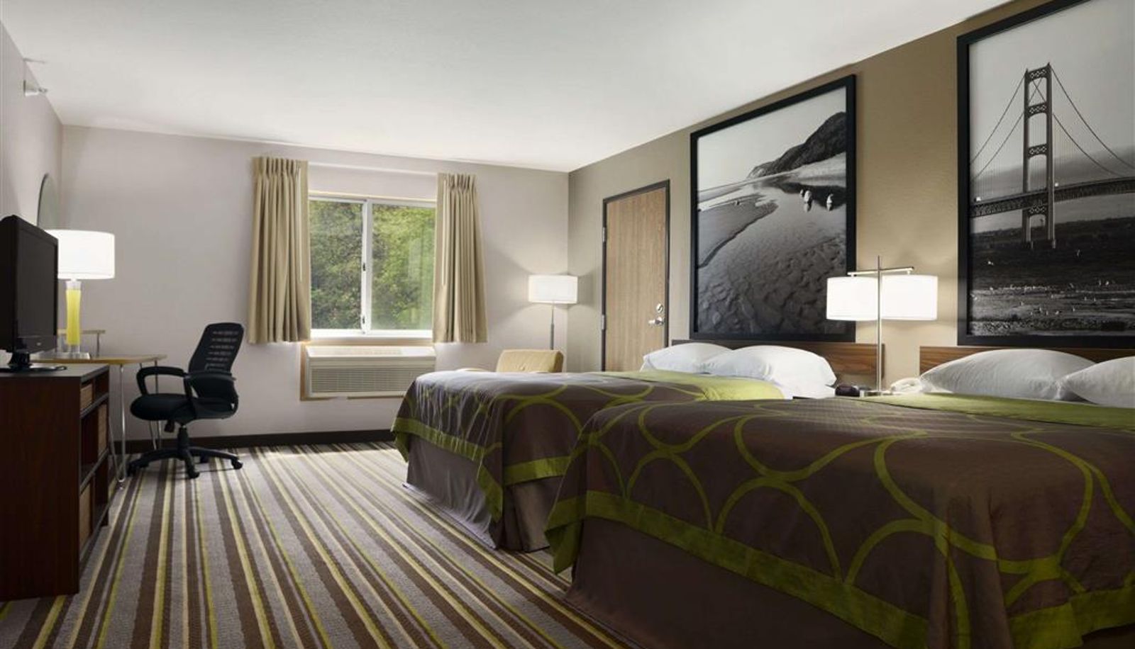 Zimmer - Super 8 by Wyndham Manistee